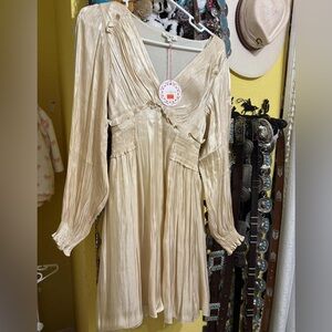 Umgee Cream Long Sleeve Dress
